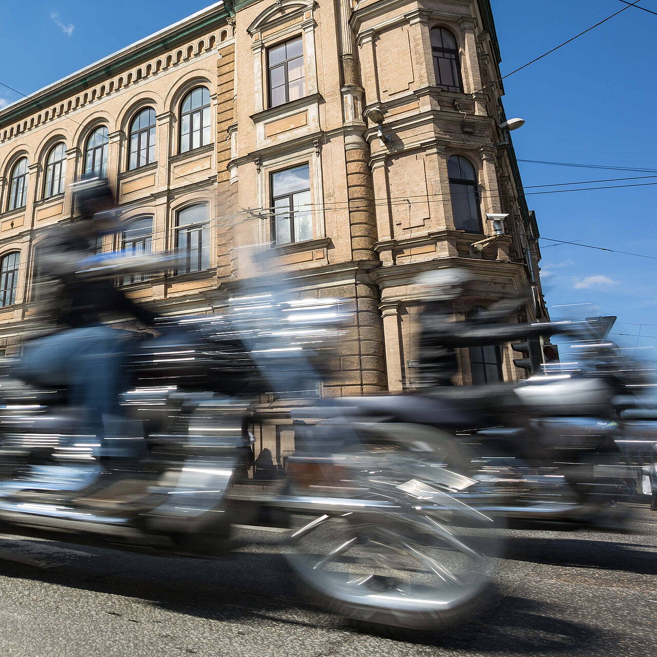 Entdecken Sie eine Metropole mit dem Motorrad